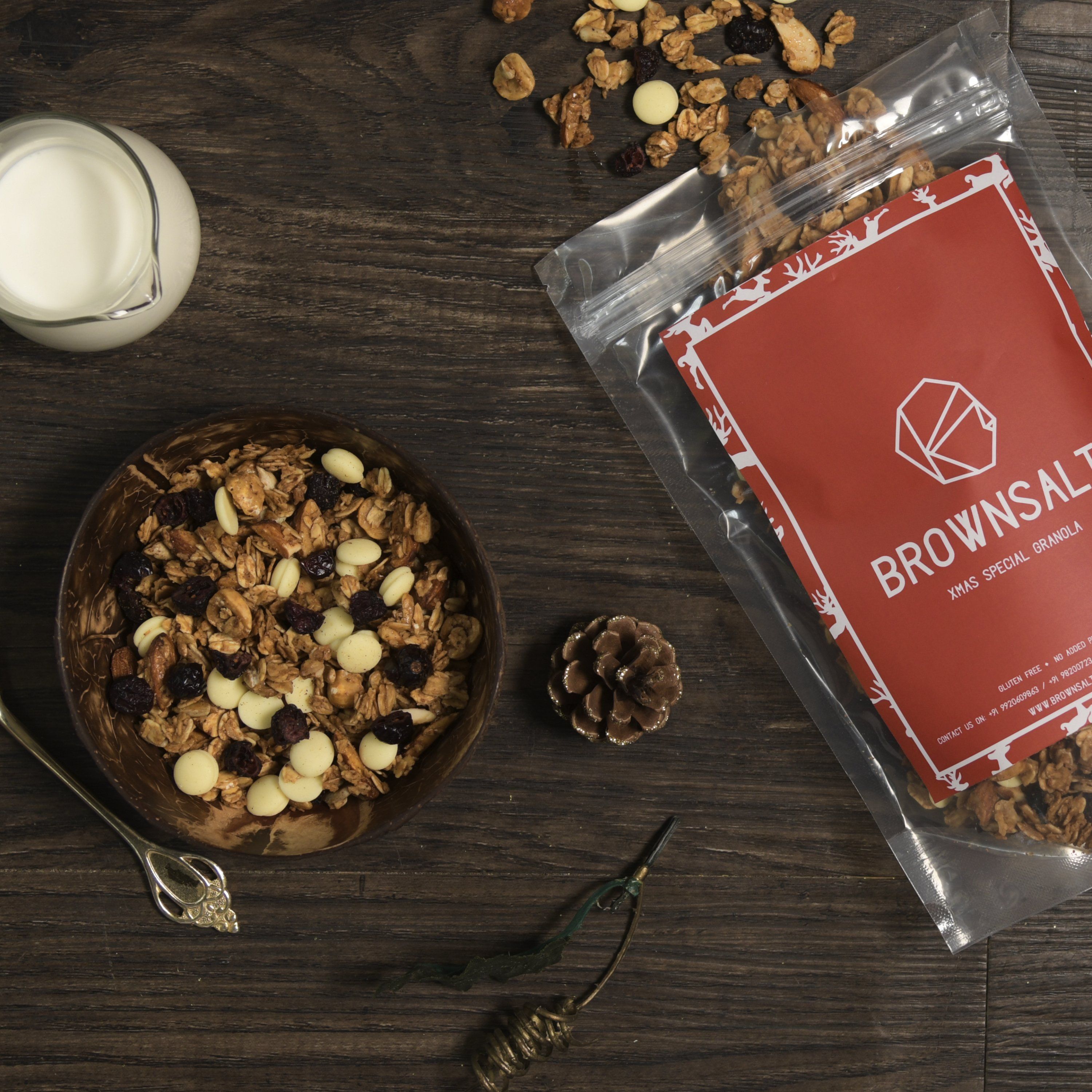 Christmas Special Granola (Gingerbread Spice with Belgium White chocolate + Cranberries) Granola Brownsalt Bakery 