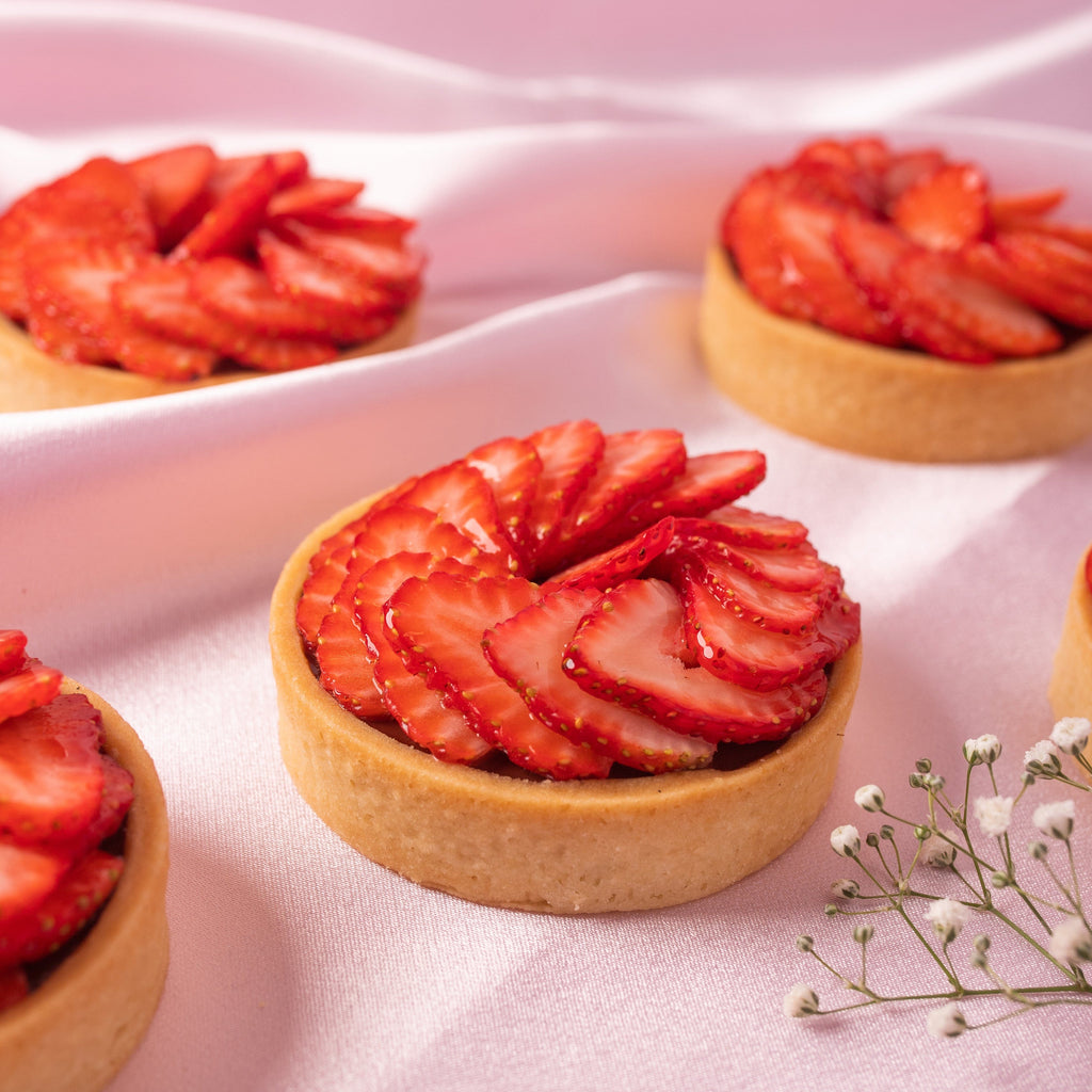 Chocolate Strawberry Tart - Brownsalt Bakery